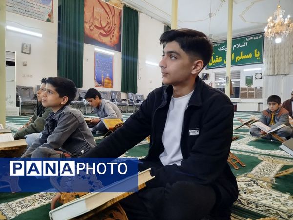 محفل انس با قرآن کریم در کاشمر