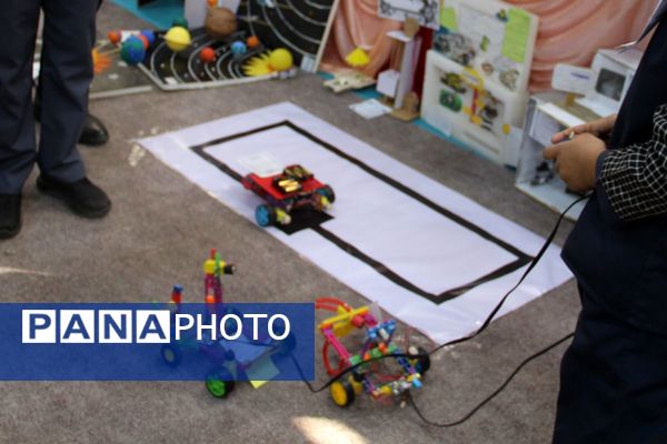 رونمایی از خلاقیت دانش‌آموزان؛ نمایشگاه جابر بن حیان در قیامدشت