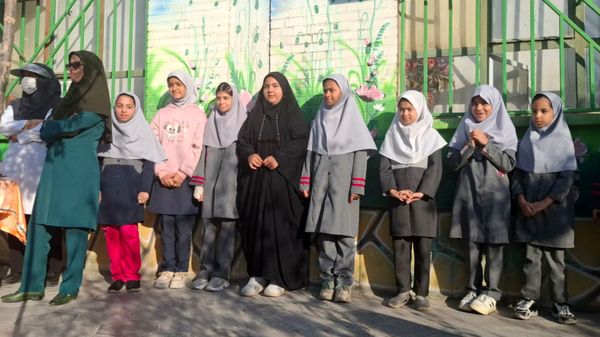 جشن روز پرستار و ولادت حضرت زینب(س) در دبستان نیایش 2