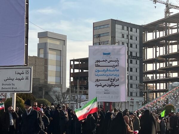 راهپیمایی محکومیت اغتشاشات و هتک حرمت به قرآن کریم و مساجد و تشییع شهدای امنیت در کرج