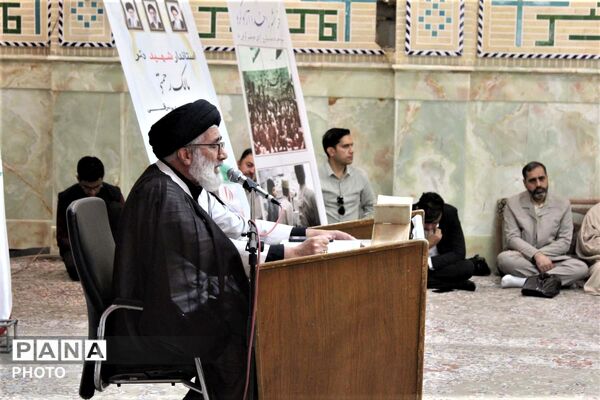 گلباران مزار شهدای حماسه آزادسازی خرمشهر در قم