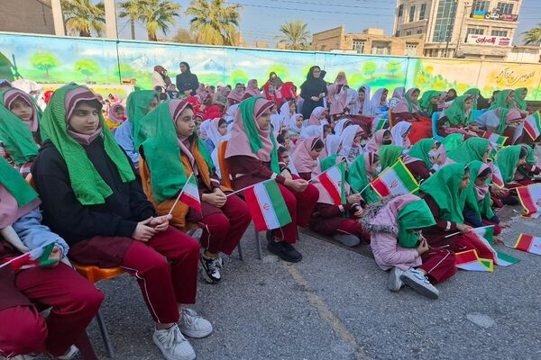برگزاری آیین نواختن زنگ انقلاب اسلامی در گوشه‌گوشه خوزستان