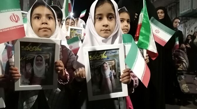 اجتماعات شبانه مردمی  در میدان مرکزی شهرستان خلیل آباد
