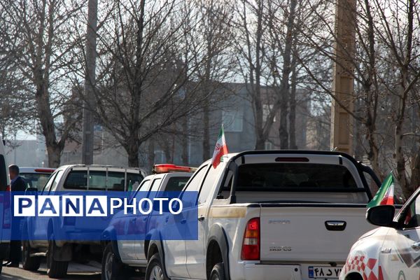 خروش سملقانی‌ها در سالروز بازگشت امام؛ دوازدهم بهمن با گلباران تمثال رهبر انقلاب گرامی داشته شد
