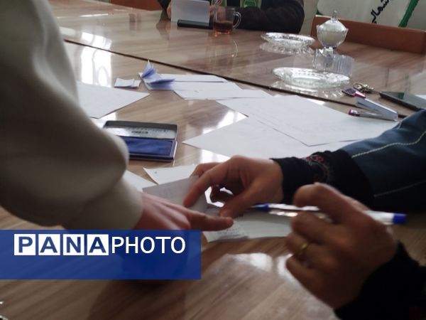 انتخابات شورای دانش‌آموزی در شهرستان فاروج 