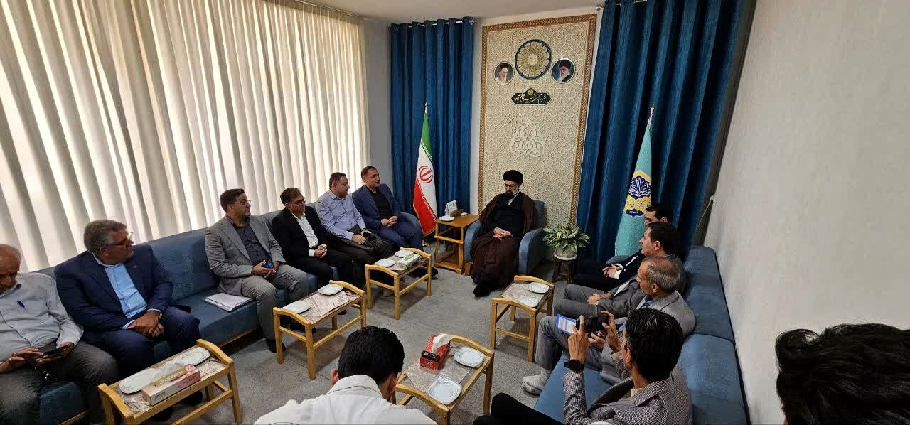 دیدار معاون اقتصادی استاندار فارس با امام جمعه شهرستان آباده