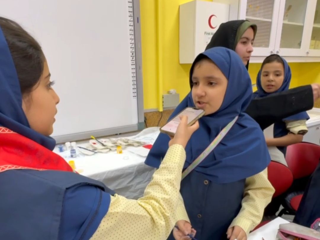 شکوفایی استعدادهای هنری دانش آموزان پایه چهارم دبستان آرمینه مصلی نژاد