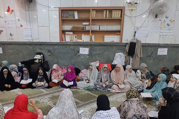 حضور دانش‌آموزان ناحیه 2 شهرری در مراسم اعتکاف دانش‌آموزی 