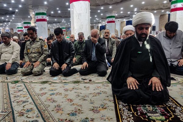 میز خدمت اداره فرهنگ شهرستان ری در مراسم نمازجمعه باقرشهر و کهریزک 