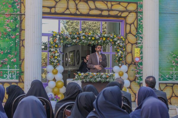 آیین بزرگداشت هفته بهداشت روان و انتخابات همیار مشاوران