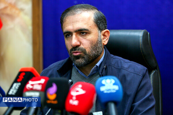 نشست خبری دبیرکل اتحادیه انجمن‌های اسلامی دانش‌آموزان