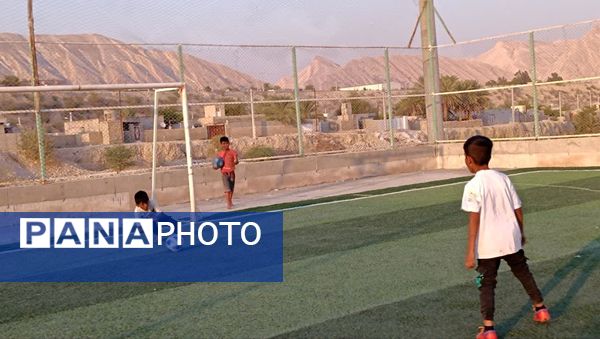 جشنواره ورزشی به مناسبت هفته بسیج 