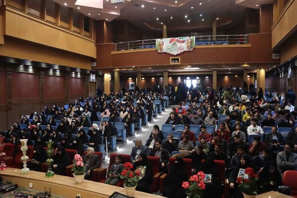 یادواره شهدا در فرهنگسرای مصلی‌نژاد ناحیه ۶ مشهد