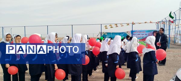 افتتاحیه چمن مصنوعی زمین فوتبال در شهرستان مه ولات