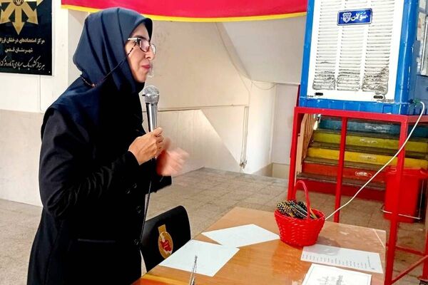 جلسه معارفه و ورود دانش آموزان پایه هفتم به دبیرستان فرزانگان شهر قدس 