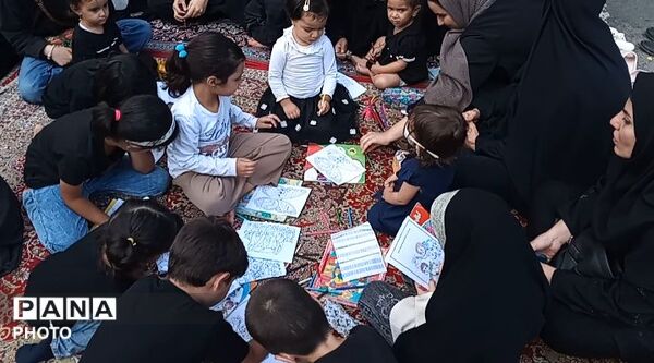 عزاداری عاشقان اهل‌بیت (ع) در کوچه پنج‌تن نیشابور 
