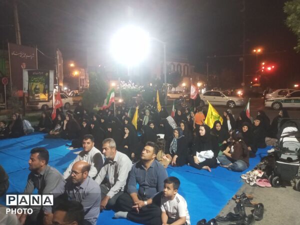 کامیاران در شب صد و سی و پنجم؛ طنین همدلی با نیروهای مسلح را سر داد
