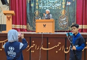 زندگی اسلامی فقط شعار نیست؛ باید زیسته شود
