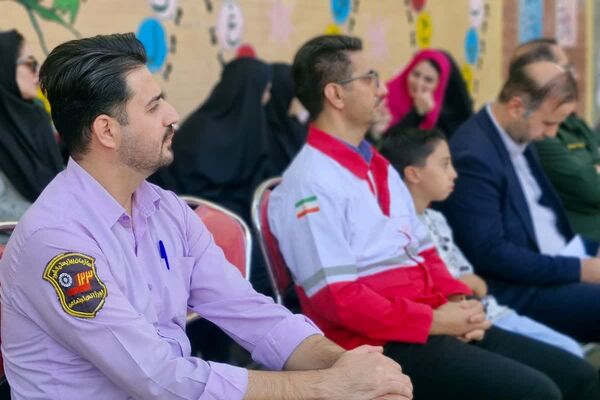 زنگ هفته سلامت روان در مدرسه کودک مسلمان قرچک به صدا در آمد