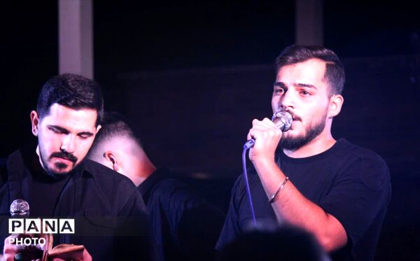 حضور مردم کرج در تجمع شبانه با برگزاری مراسم عزاداری در شب سوم محرم