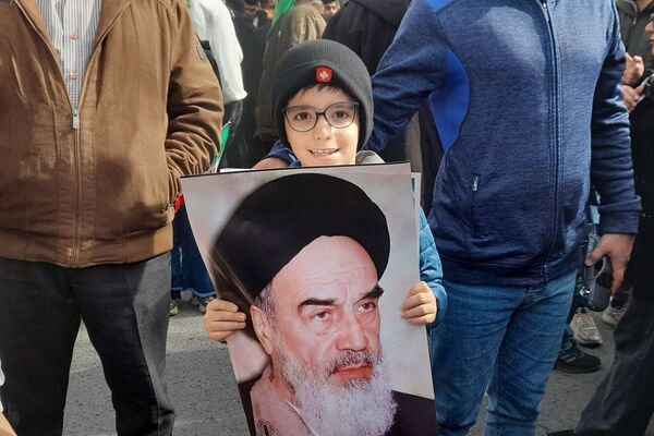 ۲۲ بهمن در ورامین، حماسه ای به وسعت یک شهر