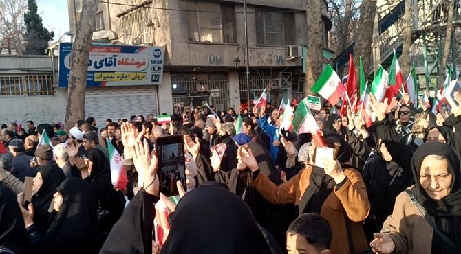 راهپیمایی یوم‌الله ۲۲ دی در کرج