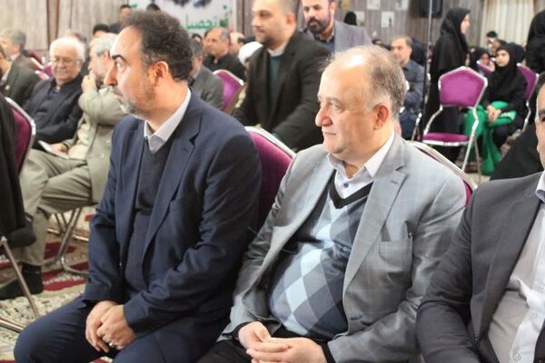 آئین متمرکز استانی نواختن زنگ انقلاب در دبیرستان دخترانه شرافت ناحیه ۱ کرج