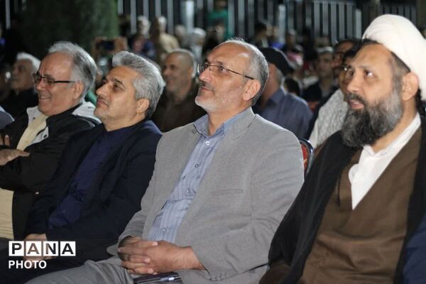 شکوه حضور حماسی مردم و مسئولان در گردهمایی دهه‌کرامت اورین