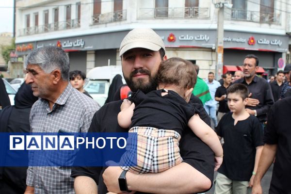 پیاده‌رویی جاماندگان اربعین حسینی در فردیس