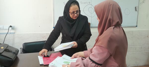 برگزاری آزمون پایش در دبیرستان فرزانگان استعداد درخشان شهرستان ملارد