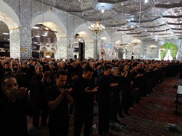 نماز ظهر عاشورا در کاشمر