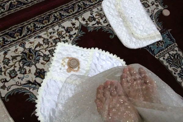 جلوه‌های معنویت و ایثار در اعتکاف مسجد الزهرا(س) قیامدشت