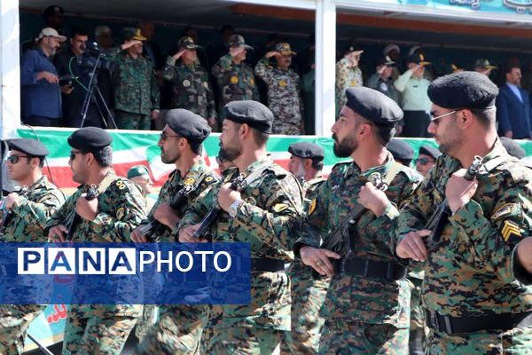مراسم رژه روز ارتش در شیراز
