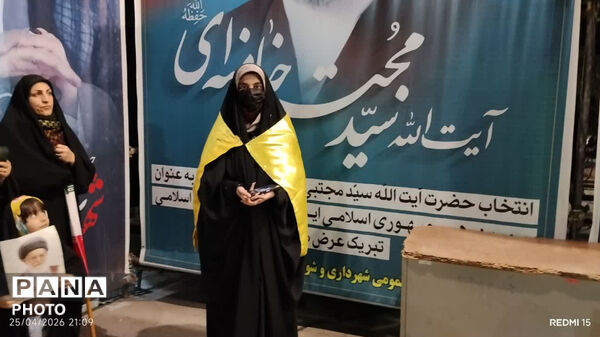 استقبال پرشور مردم کوهدشت از خادمان و پرچم متبرکه امام رضا(ع)