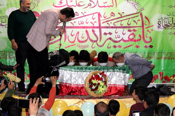 جشن میلاد امام زمان(عج) و گرامیداشت دهه فجر در مسجد بقیة الله شوراب صغیر