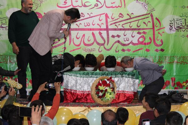 جشن میلاد امام زمان(عج) و گرامیداشت دهه فجر در مسجد بقیة الله شوراب صغیر