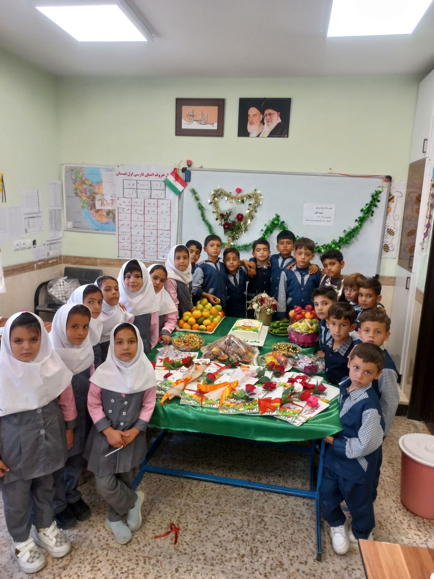 نوای نخستین آیات در دل کوچک‌ترین‌ها