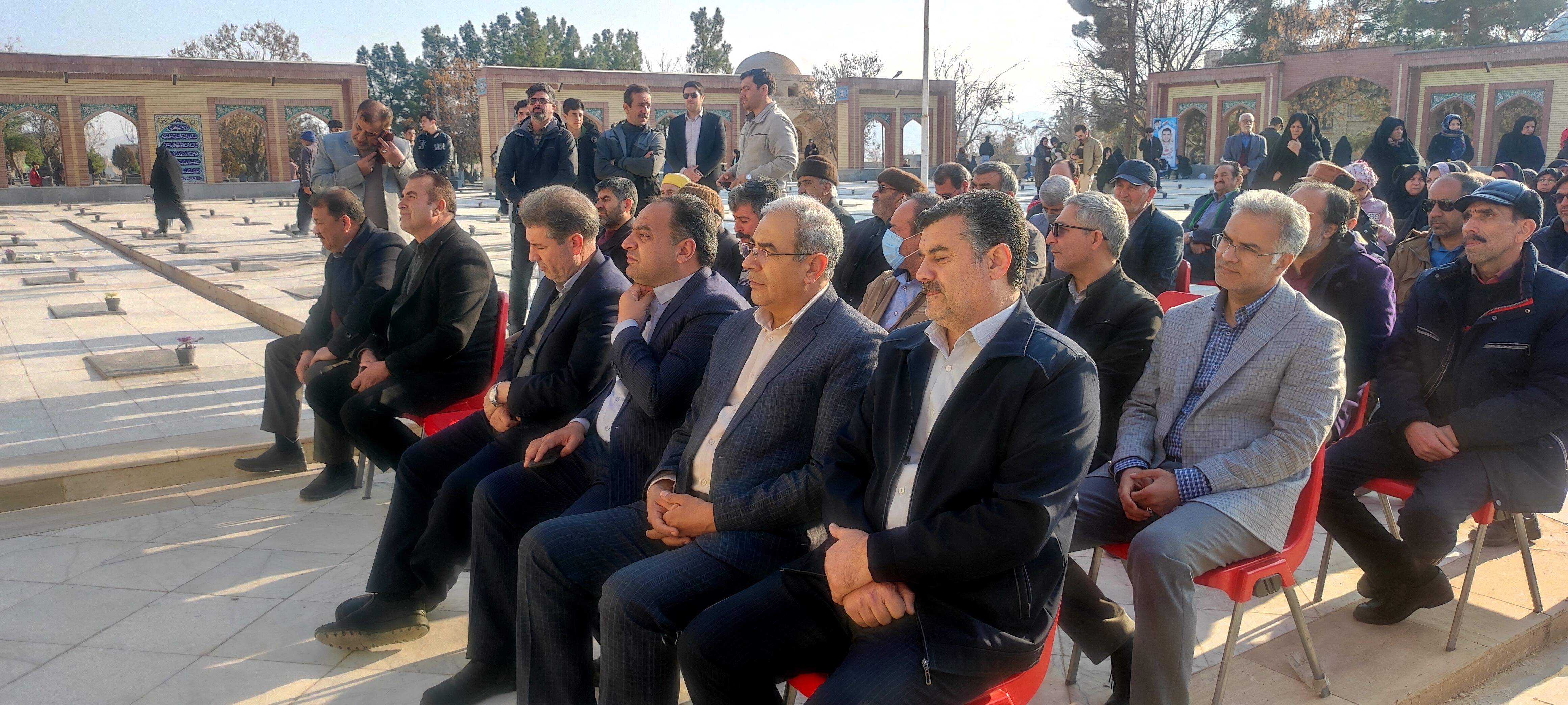 جشن پدران آسمانی در گلزار شهدای شهر زیارت
