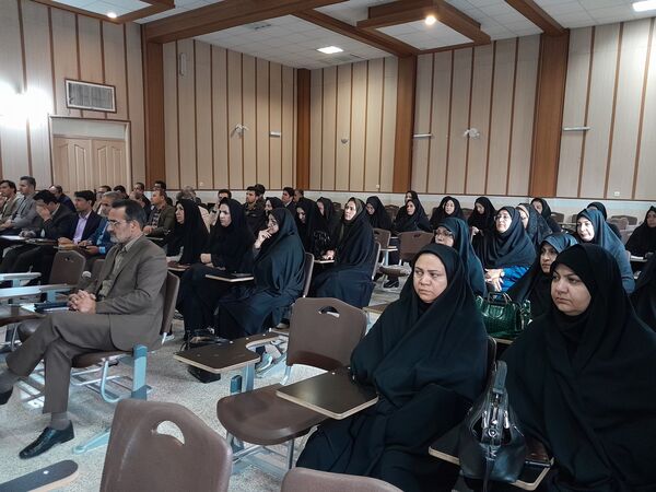 اولین نشست هم‌اندیشی مدیران مدارس مقطع متوسطه اول شهرستان تربت حیدریه 