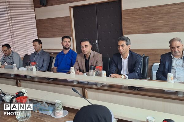 دومین جلسه شورای آموزش و پرورش شهرستان پردیس 