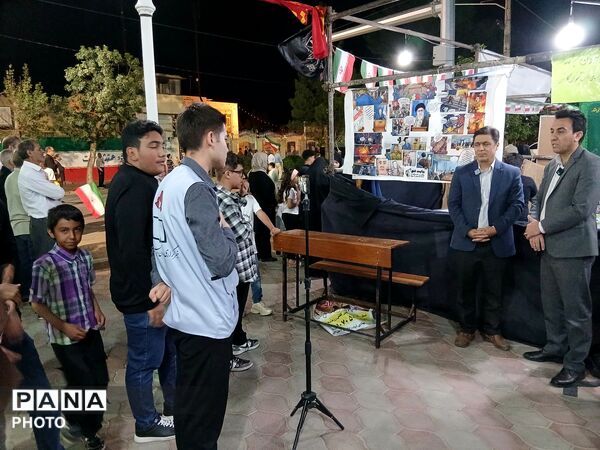 برپایی موکب فرهنگی توسط بسیج دانش آموزی و انجمن اسلامی دبیرستان نمونه آیت الله خامنه ای
