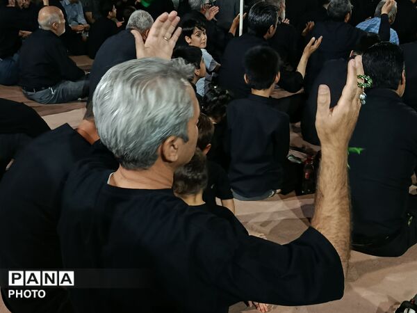 عزاداری گسترده در خیابان خرمشهر کاشمر همزمان با اجتماعات شبانه