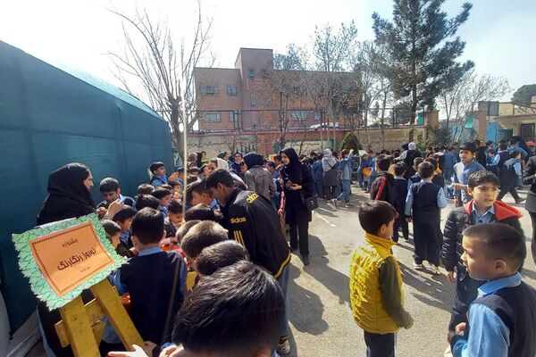 جشنواره «نوروز رنگارنگ» در دبستان شهید سلیمی جهرمی کهریزک