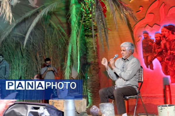 روایت ایثار و مقاومت در یادواره شهدای هشت سال دفاع مقدس