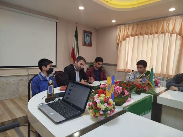 برگزاری جلسه هماهنگی تشکل های دانش‌آموزی دردبیرستان نمونه دولتی شیخ مفیدناحیه یک اردبیل 