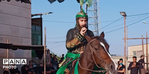 برگزاری مراسم تعزیه در روستای دهنو آورزمان با حضور اهالی منطقه