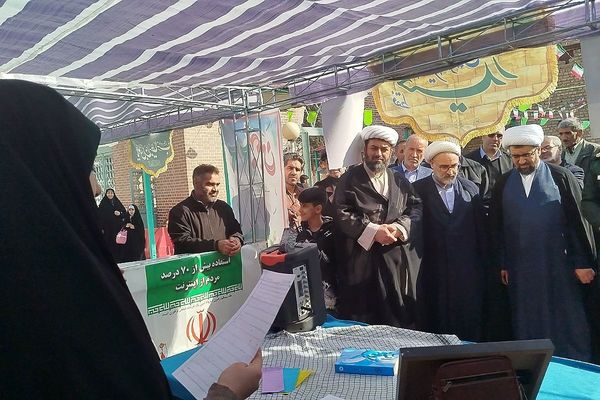 مصلیِ صباشهر، میزبان روایت انقلاب؛ آیین افتتاحیه نمایشگاه «مدرسه انقلاب» شهرستان شهریار