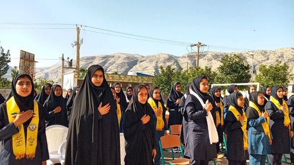 نواخته شدن « زنگ جوانه‌ها» در مدارس شهرستان باشت