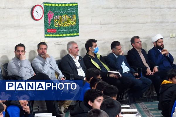 محفل انس با قرآن کریم به میزبانی دبیرستان شاهد‌ شهید مسعود‌ درخشان 