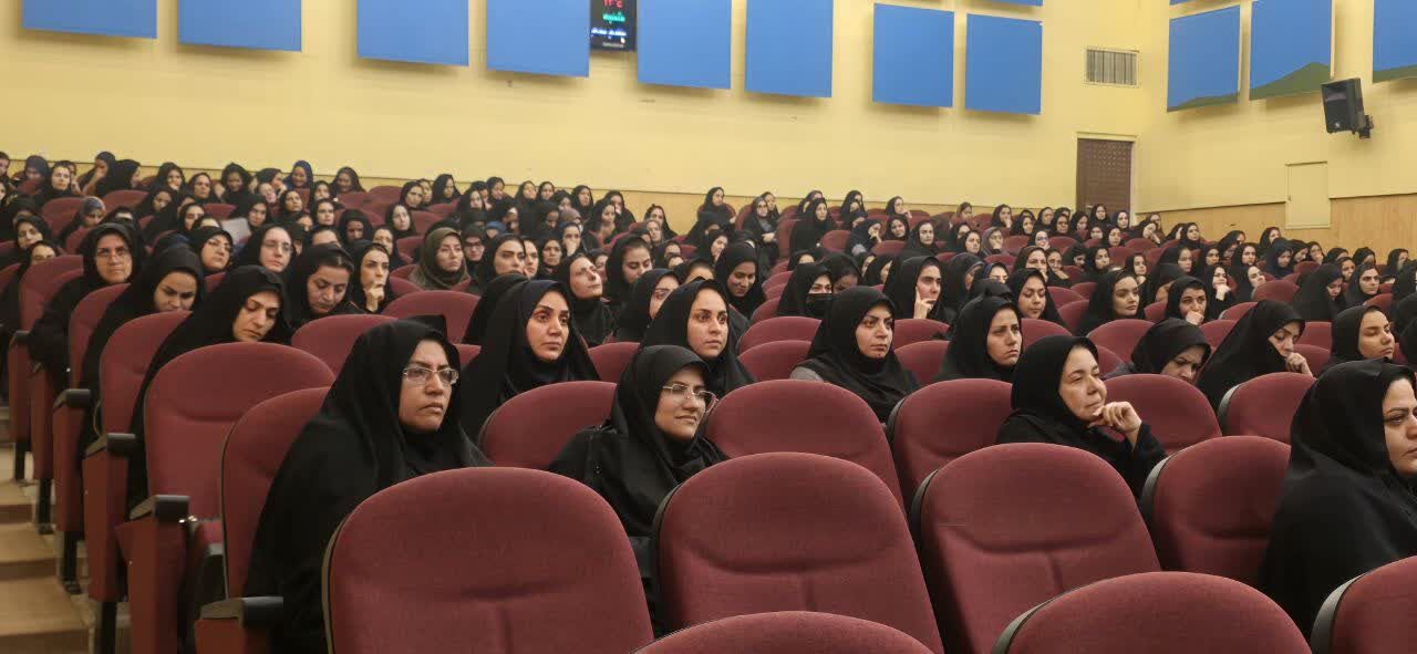 کارگاه آموزشی «مدیریت کلاس»  در آهنشهر 